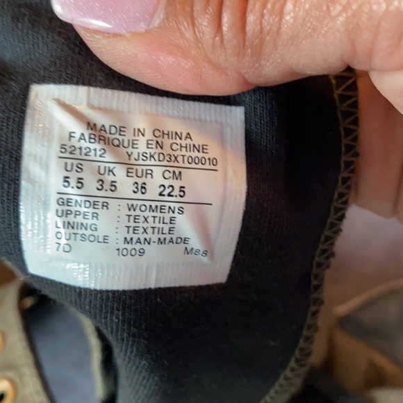 Converse Rare metallic to the knee lace up /zipper.  No longer knew with tags. - Picture 4 of 7